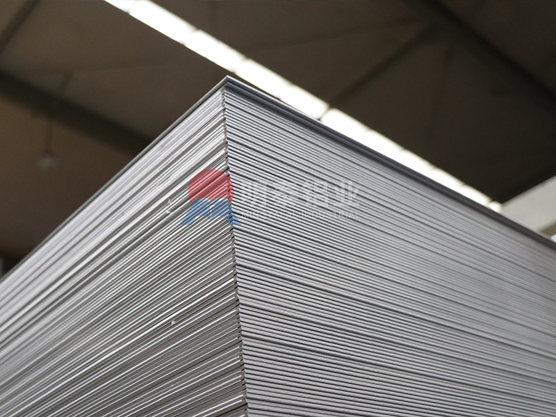 明泰鋁業(yè) 江蘇6061鋁板生產(chǎn)廠家 工業(yè)級基材 多行業(yè)適配